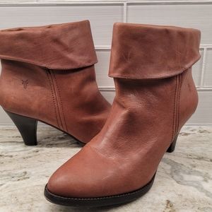 EUC Frye Ankle Boots Size 11